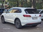 Volkswagen Touareg - 4