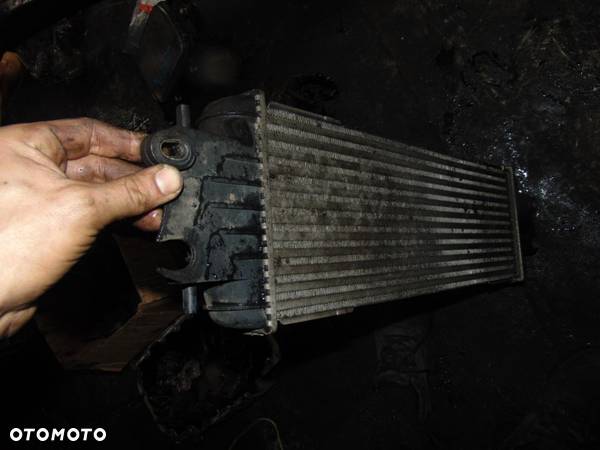 Intercooler Opel Vivaro 1,9 DCI - 2