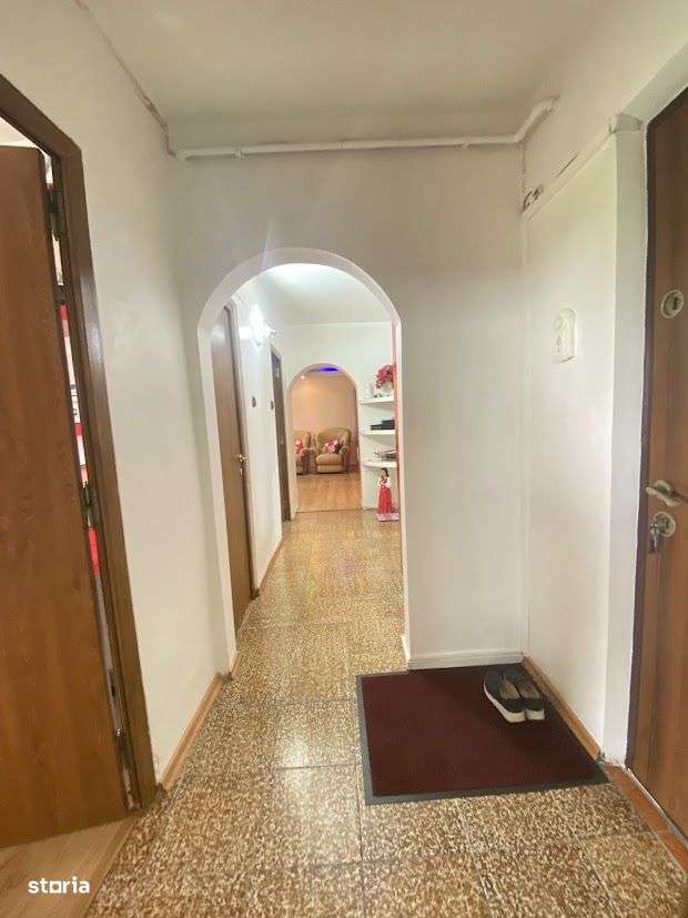 Vand ap 3 cam, Gavana, langa Spitalul Judetean, 81 mp, 110000 euro-4