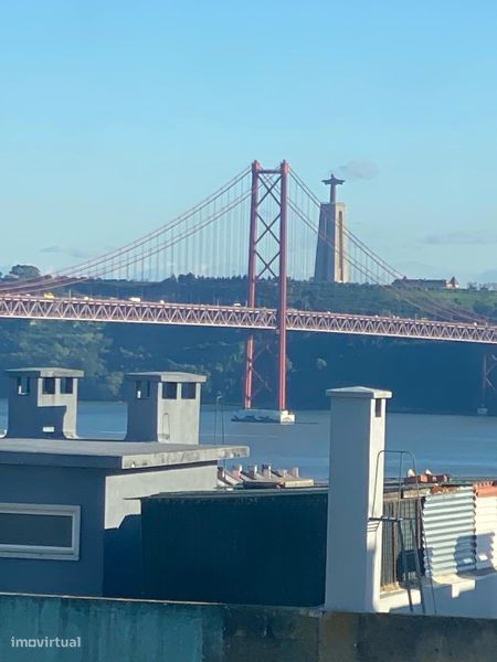 Apartamento T2 para arrendamento - Grande imagem: 1/12
