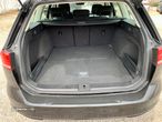 VW Passat Variant 2.0 TDi Confortline DSG - 13