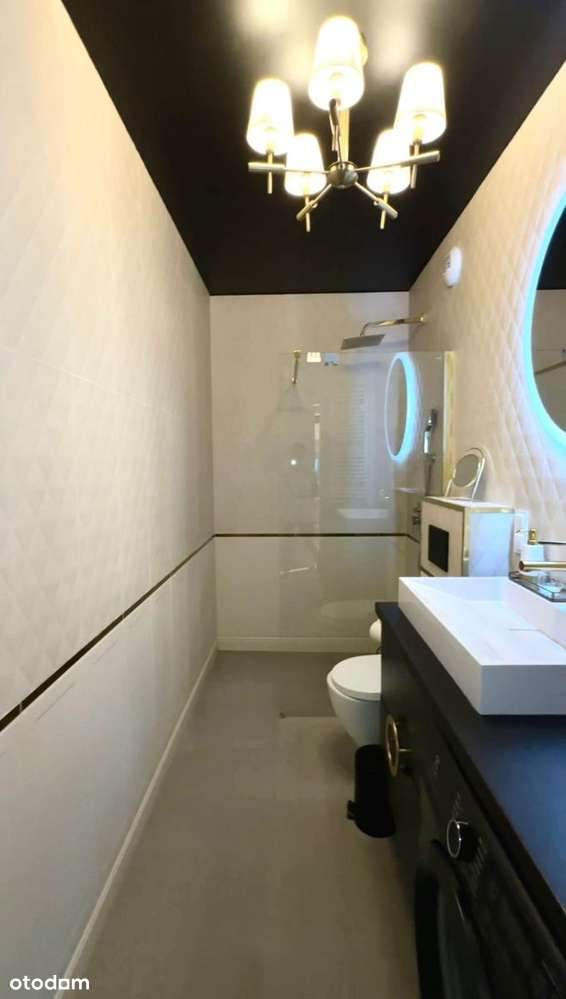 2-pok Walońska, Angel City-7