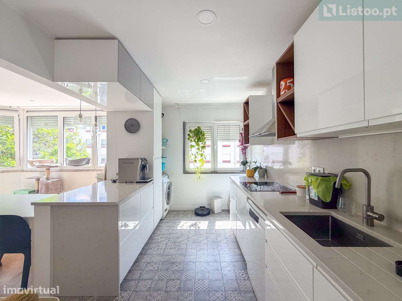 Apartamento T3 Avenida Carolina Michaelis-5