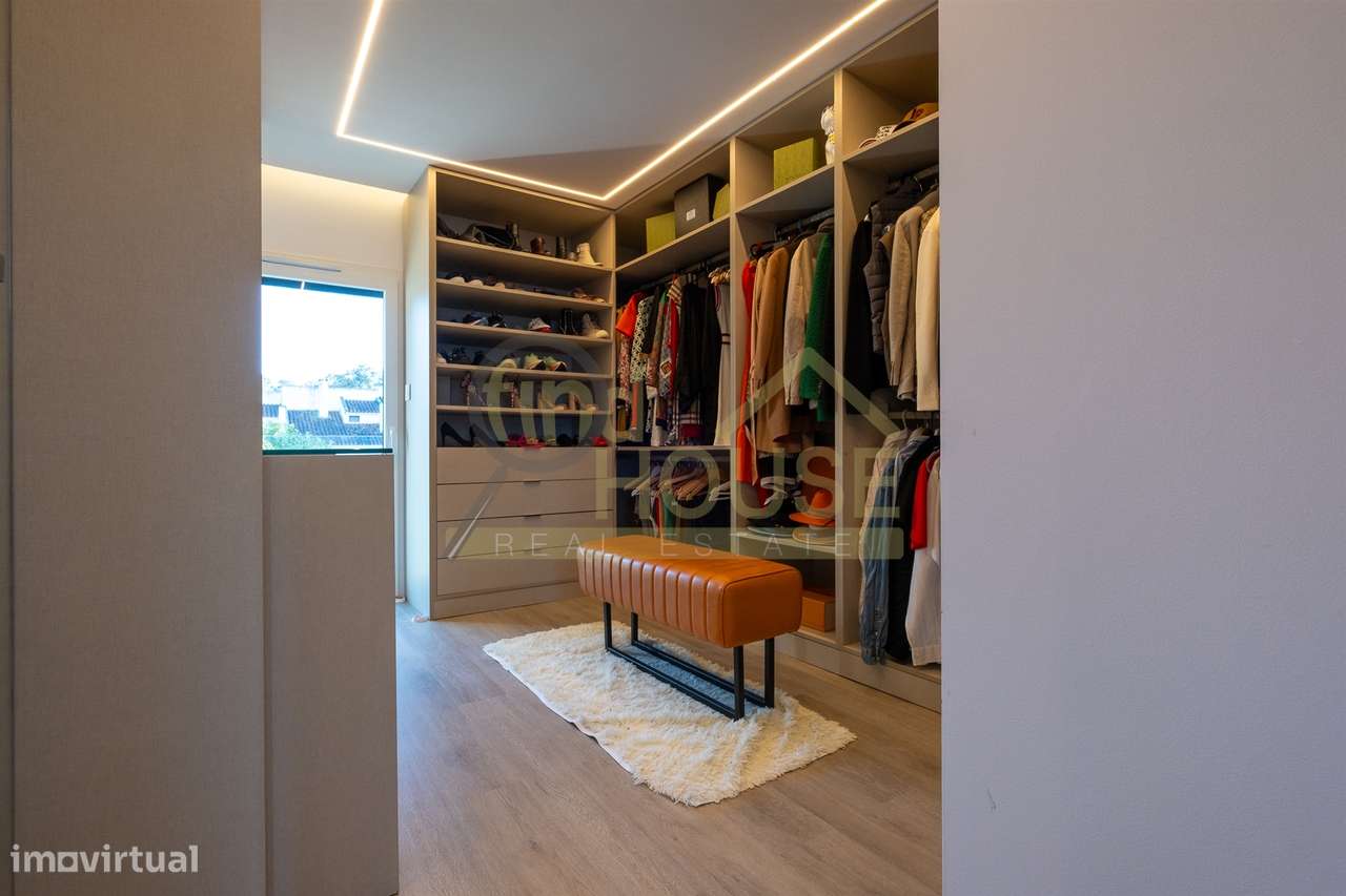 Moradia Isolada V3 com piscina junto à Herdade da Aroeira-29