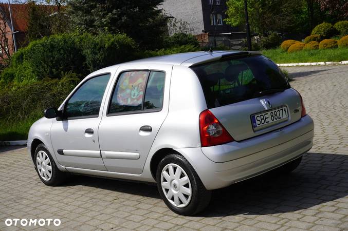 Renault Clio 1.2 Campus Authentique - 28