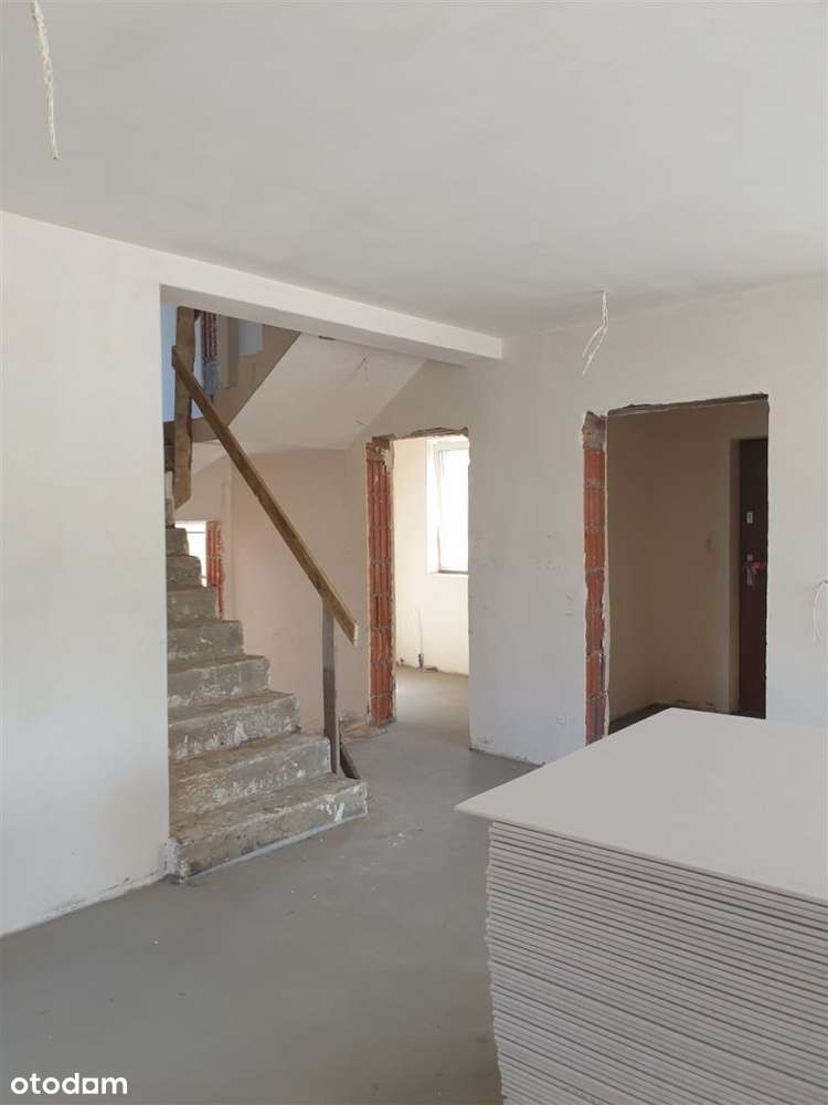 Wolnostojący dom z pompą ciepła-11