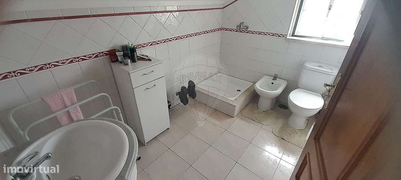 Moradia T5 para venda-40