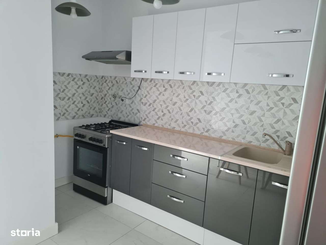 Vanzare  2 Camere, 2 bai  Pipera /Onix-7