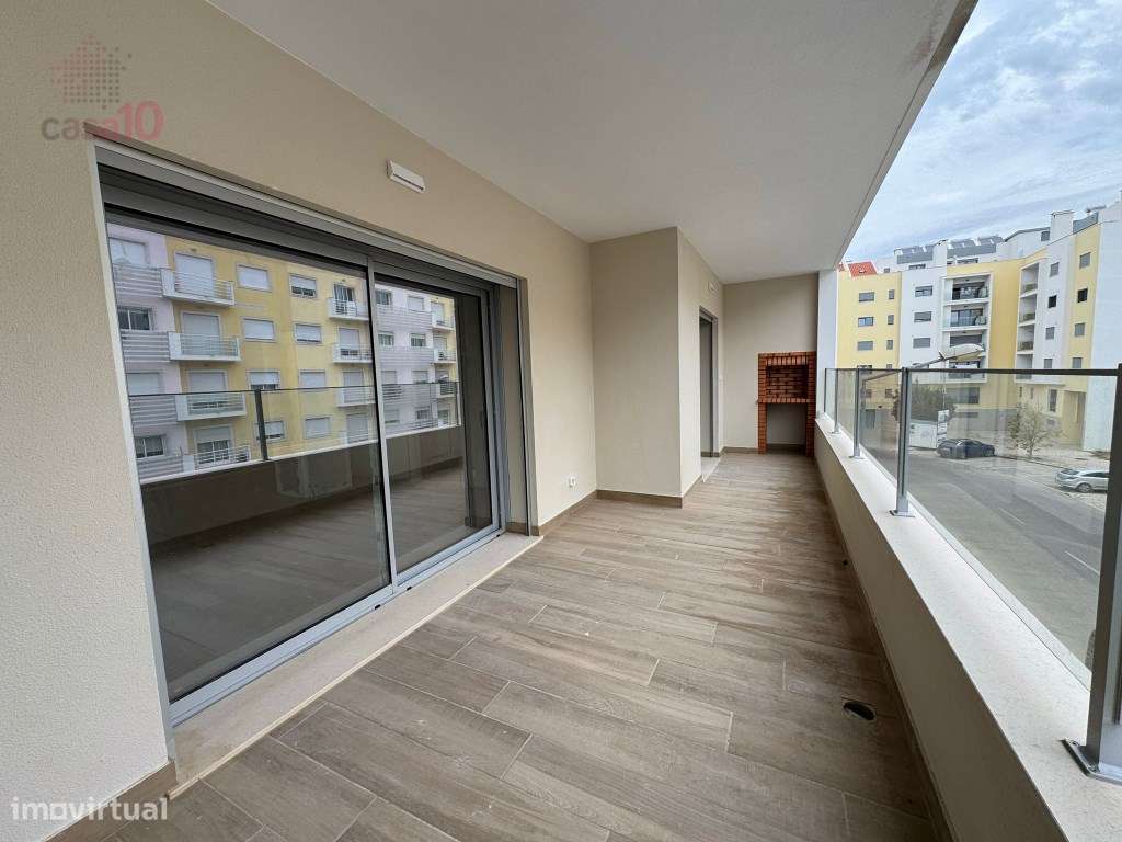 T3, em excelente localização, para arrendamento no Montijo - Grande imagem: 3/19