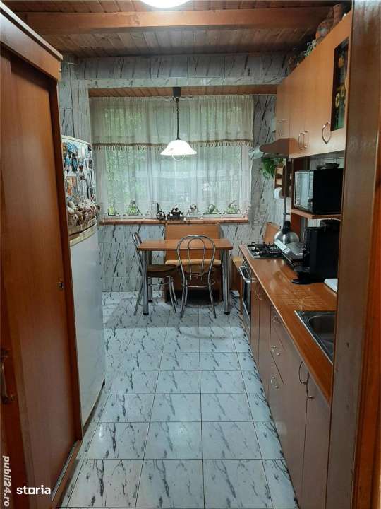 Apartament 4 camere | 1 decembrie |Centrala Proprie| METROU | PARCARE| - Imagine principală: 3/8