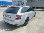 Skoda Octavia Combi Diesel 2.0 TDI 4X4 DSG Style - 6