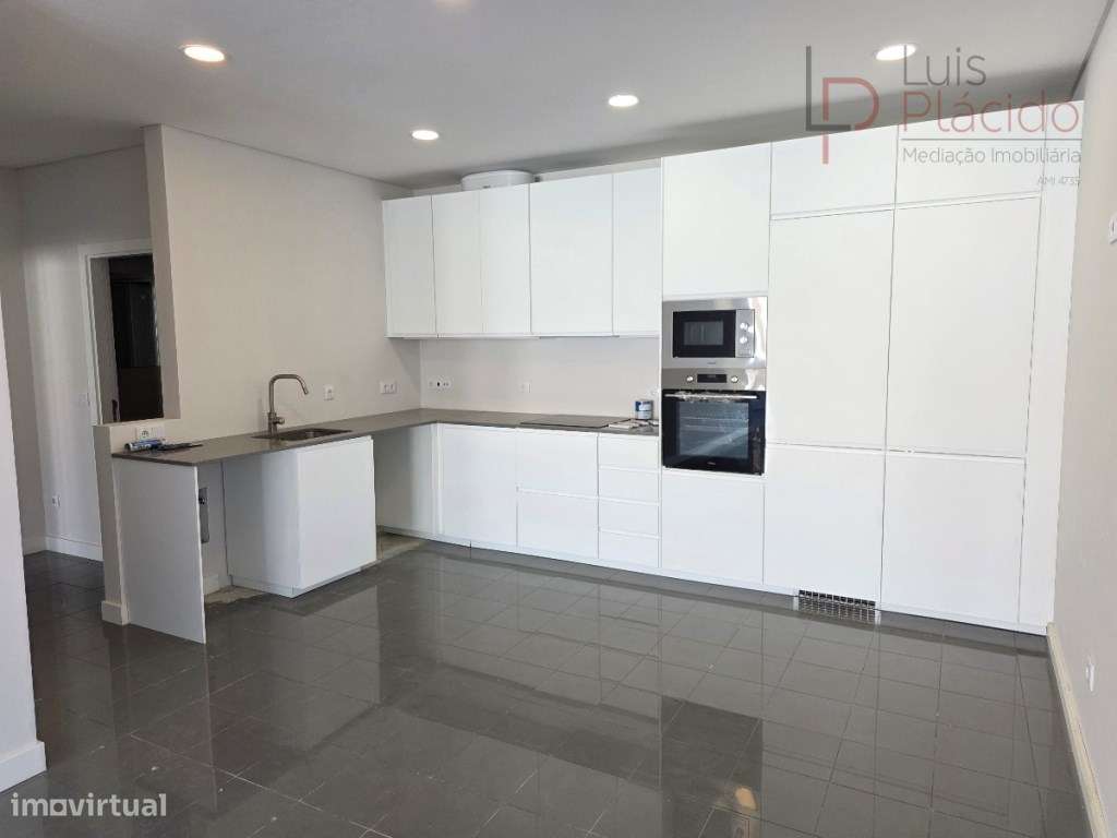 Apartamento T2 | Centro da Cidade de Sines-4