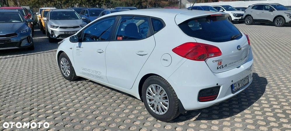 Kia Ceed Cee'd 1.4 CRDi M - 3