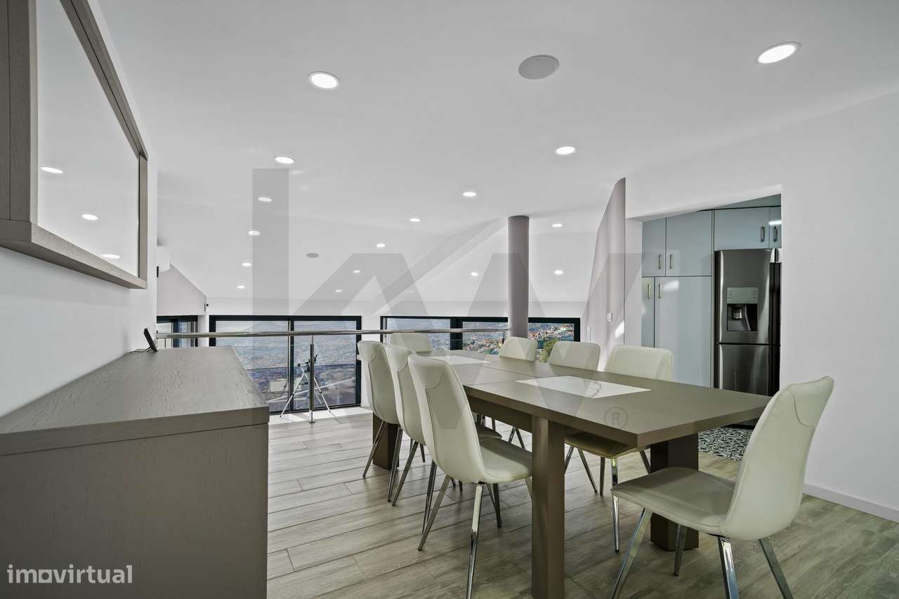 Moradia T4 com piscina e vista oceano, São Gonçalo, Funchal-19