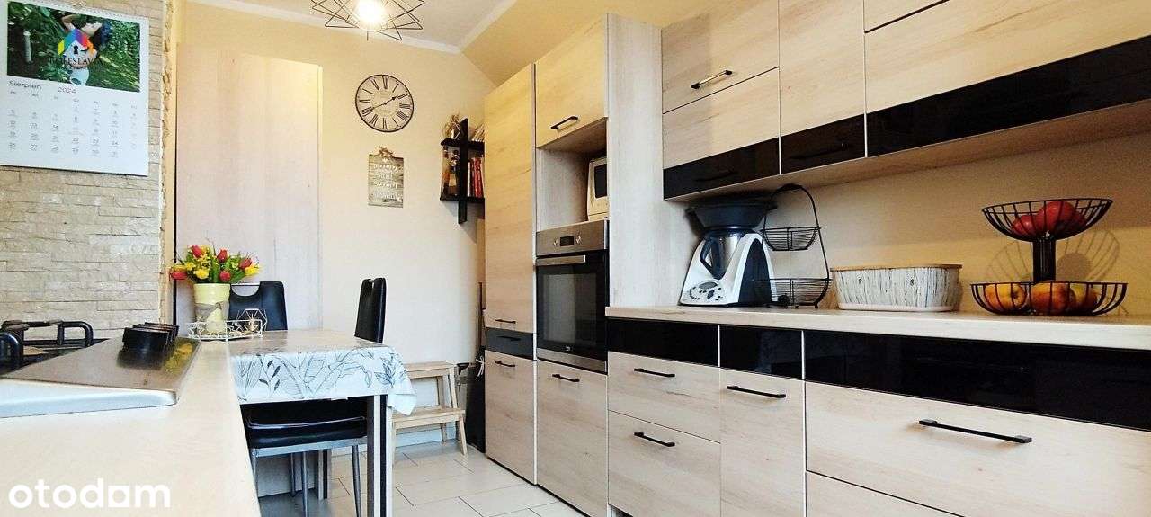 Dwa pokoje, balkon, miejskie ogrzewanie, teren zam-1