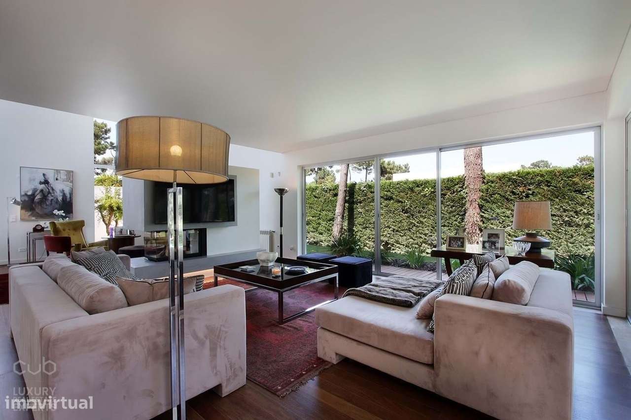Moradia, 391 m², Charneca de Caparica e Sobreda-32