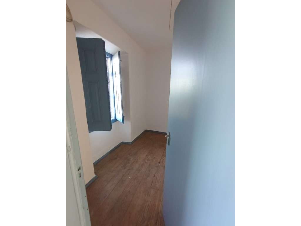 Arrendamento de Moradia T2 com Terreno - Ladeira de Envendos, Mação - Grande imagem: 4/36