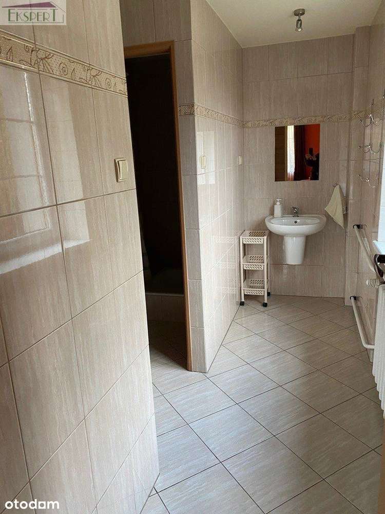 Pensjonat z funkcją mieszkalną lub dom dwurodzinny-10