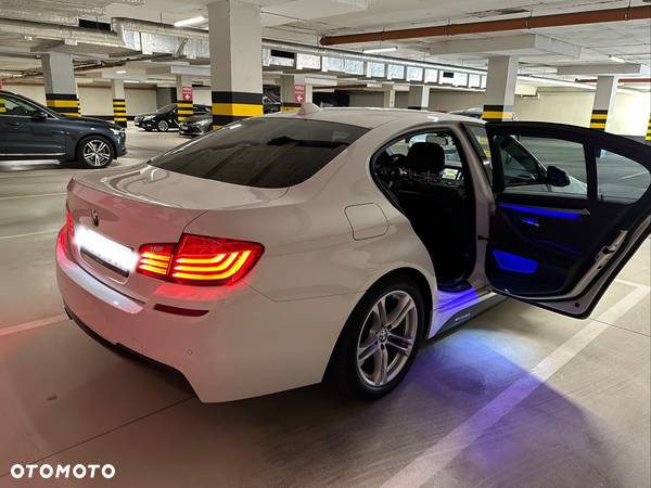 BMW Seria 5 520d M Sport - 5