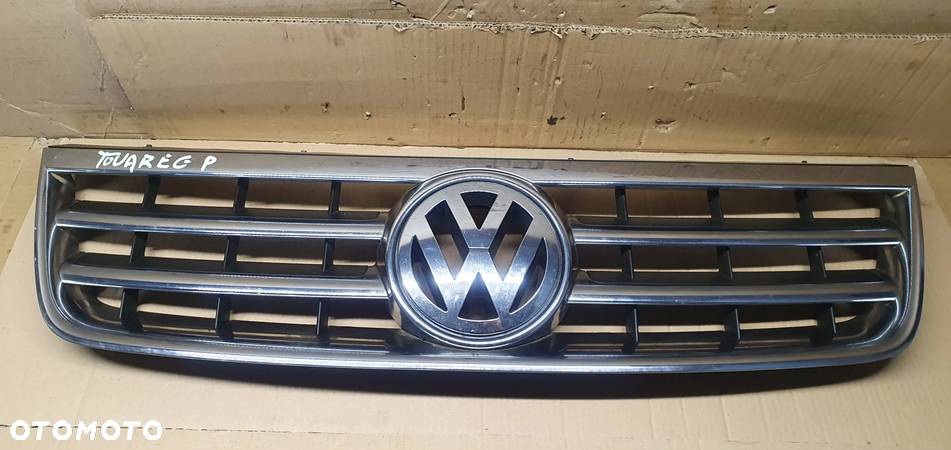 Atrapa grill emblemat chrom VW Touareg - 5