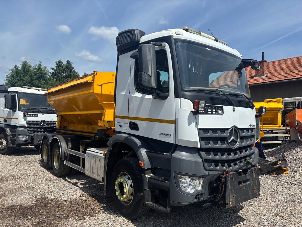 Mercedes-Benz Arocs 2014