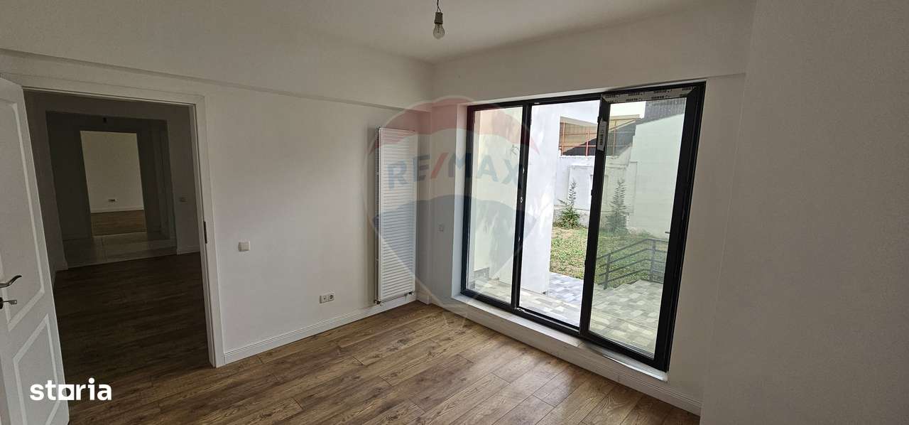 Apartament cu 3 camere de vânzare în zona Andronache - Imagine principală: 5/10