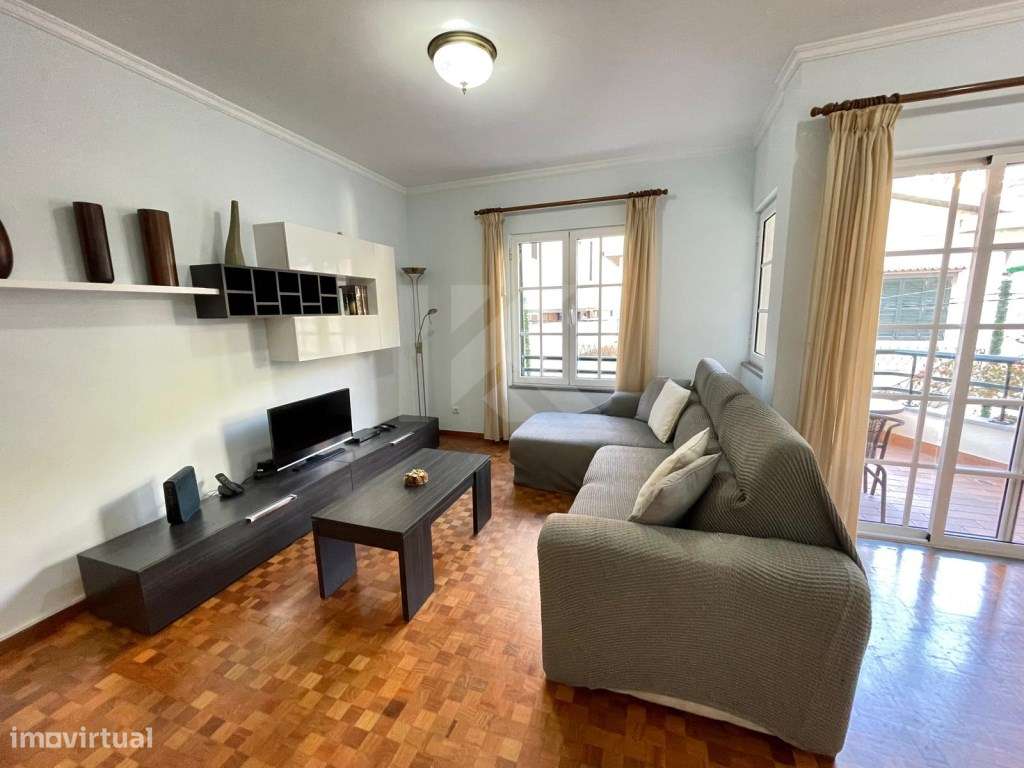 Apartamento T3 Duplex - Centro da Ribeira Brava - Grande imagem: 2/37