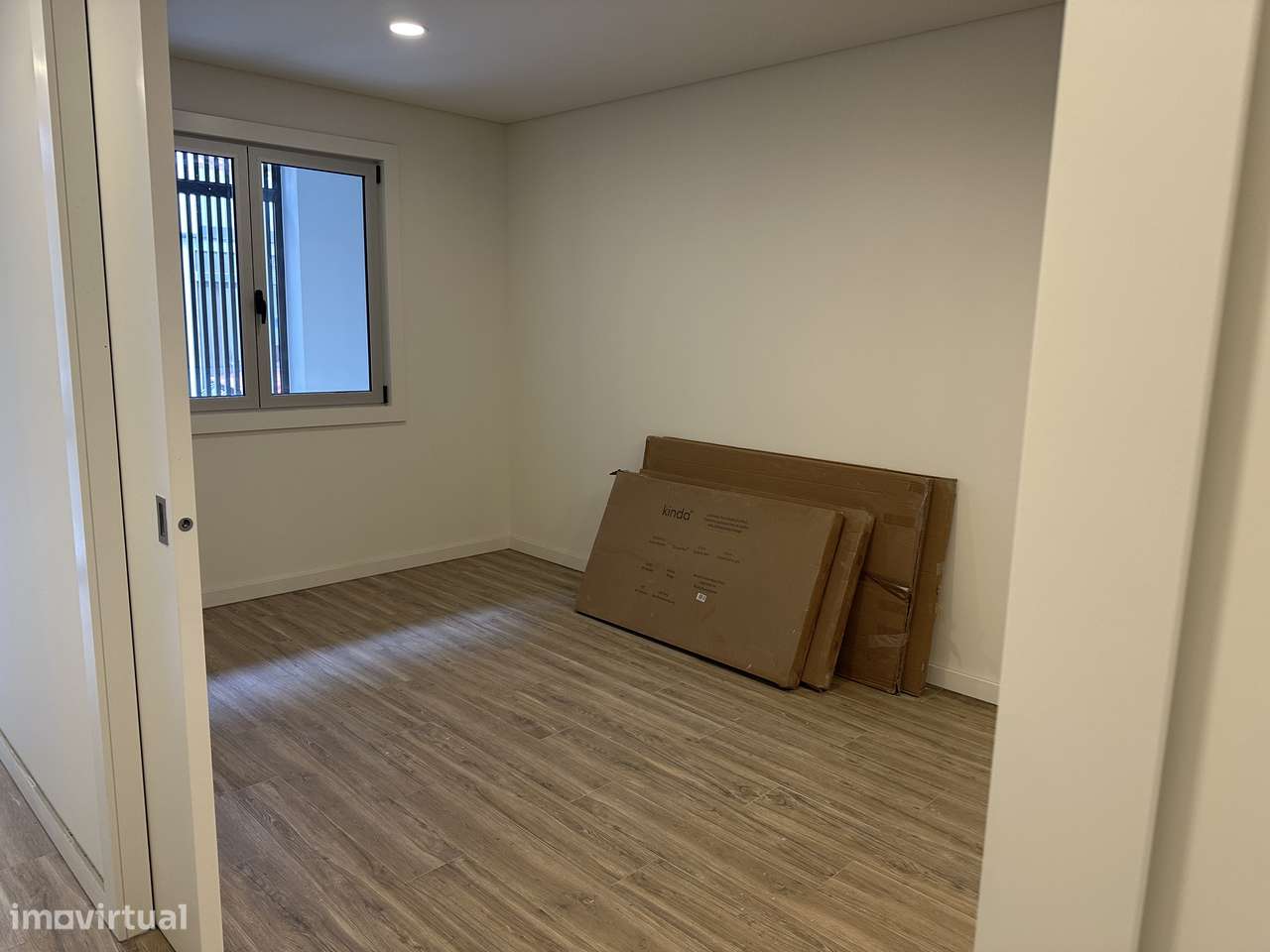 Apartamento T2 totalmente remodelado, com pátio interior - Lapa Porto - Grande imagem: 5/24