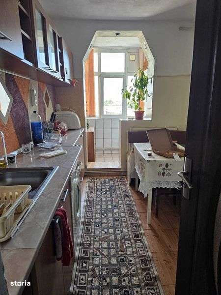 Apartament cu 3 camere Blocul Turn si garaj - Imagine principală: 5/8
