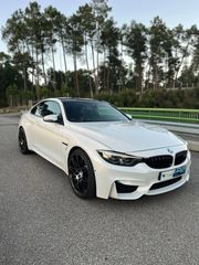 BMW M4 Coupe DKG Competition