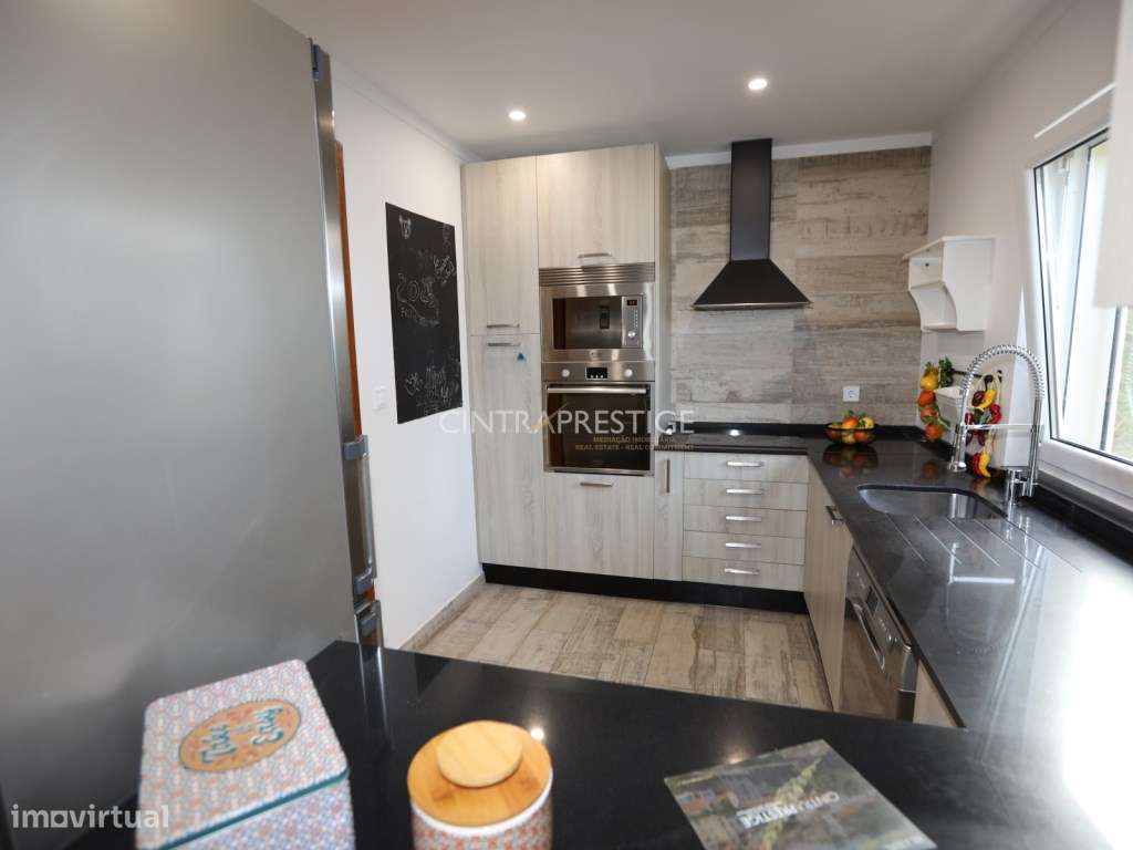 Moradia T3 com Jardim e Garagem na Quinta Verde - Nafarros, Sintra.-12