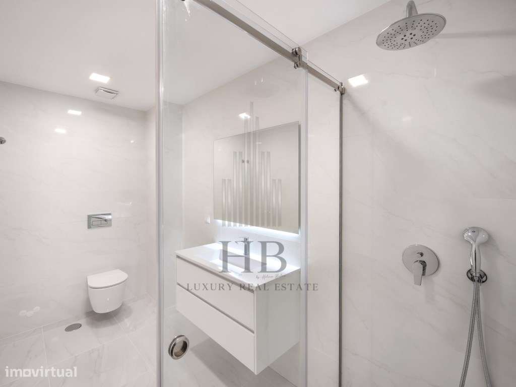 Apartamento T3 com varanda e vista Mar-30
