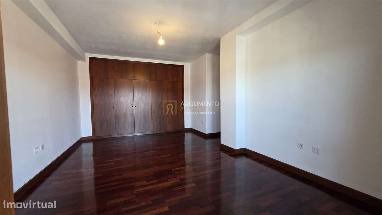 Apartamento T2 Venda em Rio Tinto,Gondomar-9