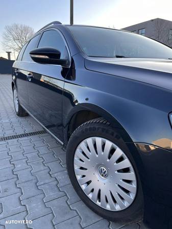 Volkswagen Passat Variant 2.0 TDI BlueMotion Technology DSG Comfortline - 13