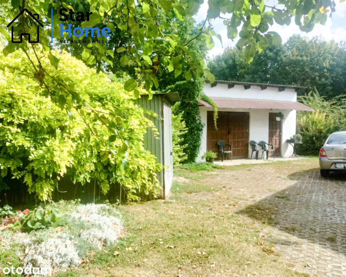 Wygodny dom na przedmieściu-12