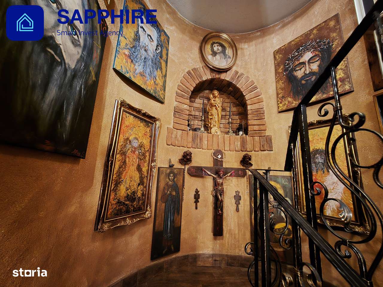 Vilă de lux Otopeni, pentru colecționari, înconjurată de brazi și artă-13