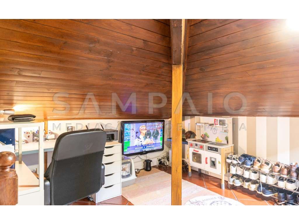 Moradia T3- Valbom-16