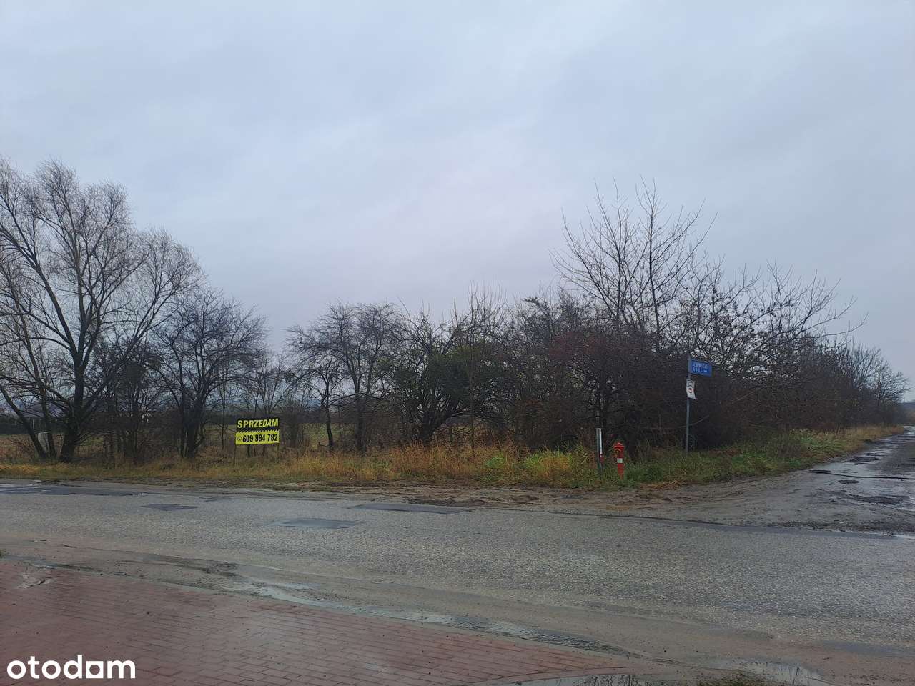 Działka w spokojnej lokalizacji z dobrym dojazdem  do miasta. - Pełny obrazek: 3/4