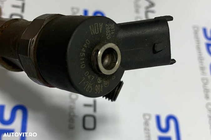 Injector 0445110047 BMW Seria 3 E46 330 3.0D 1997-2006 - 1