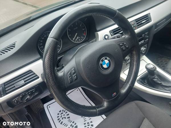 BMW Seria 3 - 19