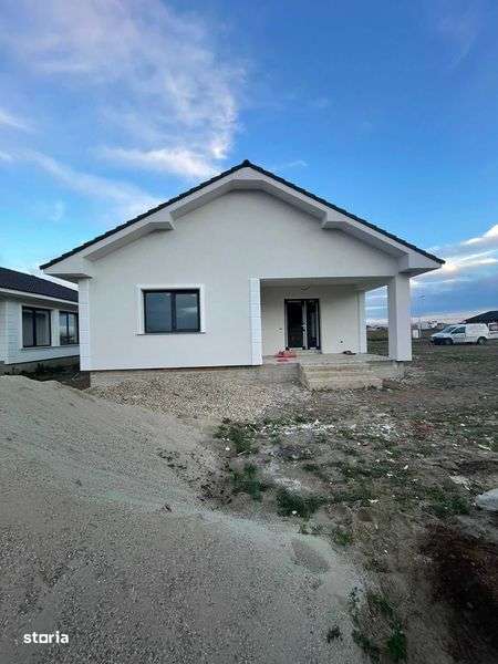 Vand casa cu 3 camere in Santandrei - Imagine principală: 5/7