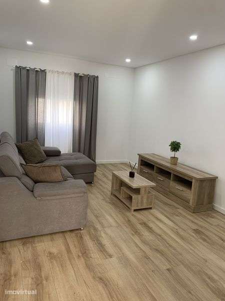Apartamento T2+1 - Grande imagem: 2/12