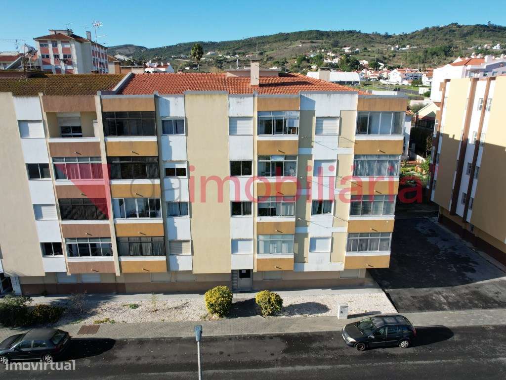 Apartamento T3 no Centro de Arruda dos Vinhos-22