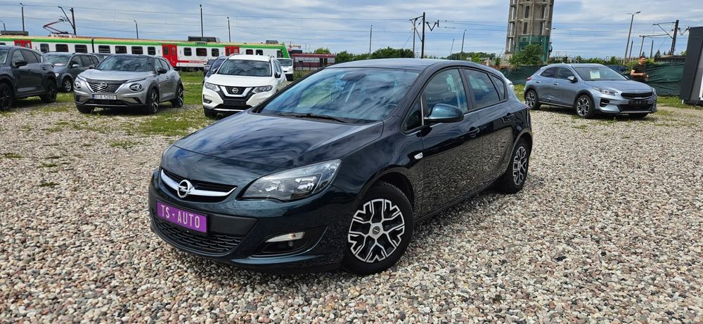 Opel Astra J 1.4 Turbo ecoFLEX Start/Stop Exklusiv 2014