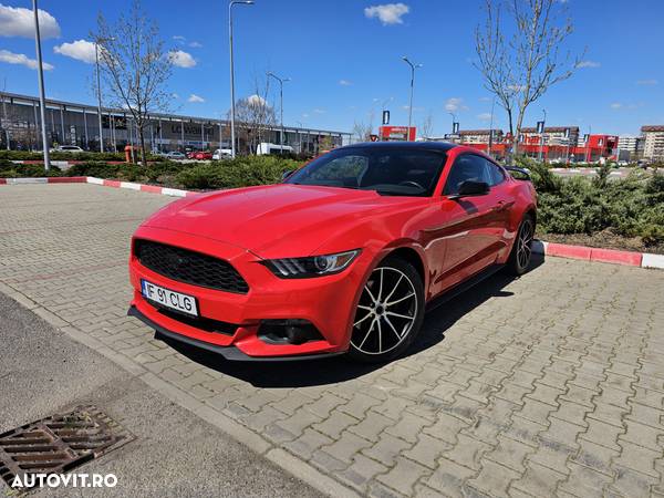 Ford Mustang 2.3 EcoBoost - 11