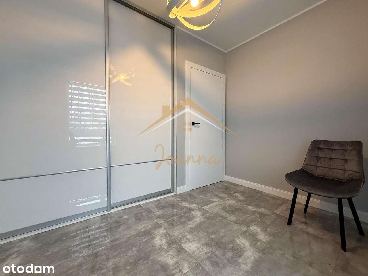 Piękne nowe mieszkanie z balkonem-9