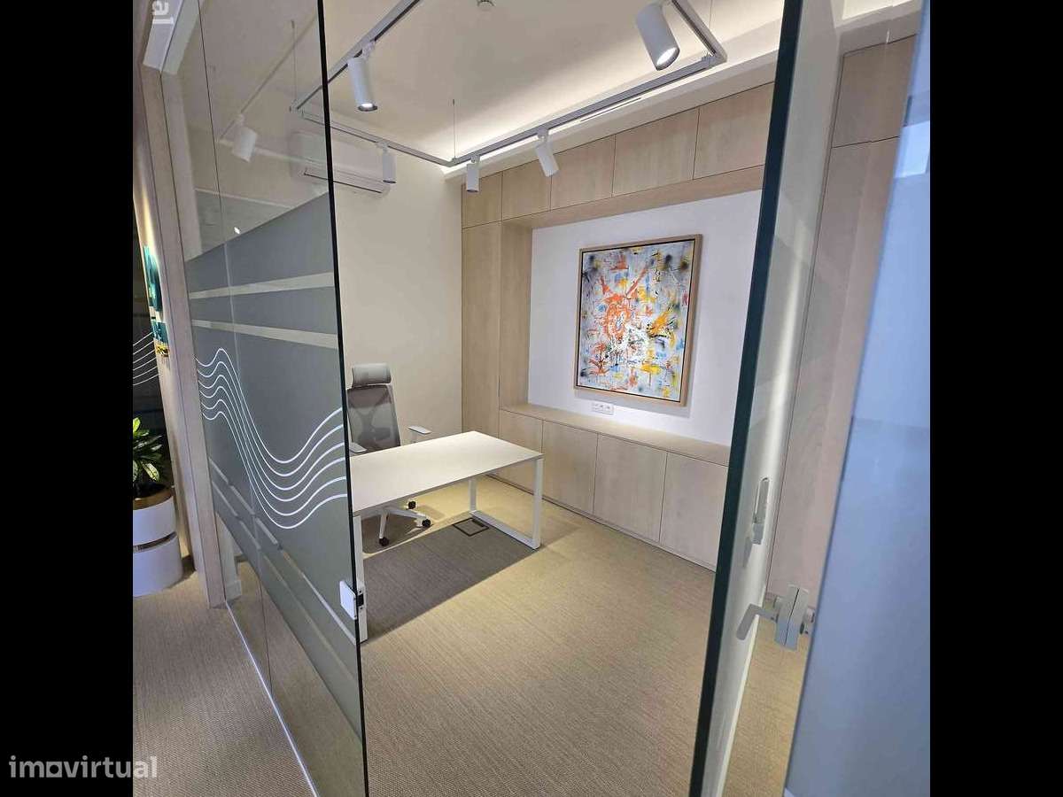 Novo escritório no centro de Torres Vedras - Grande imagem: 2/10