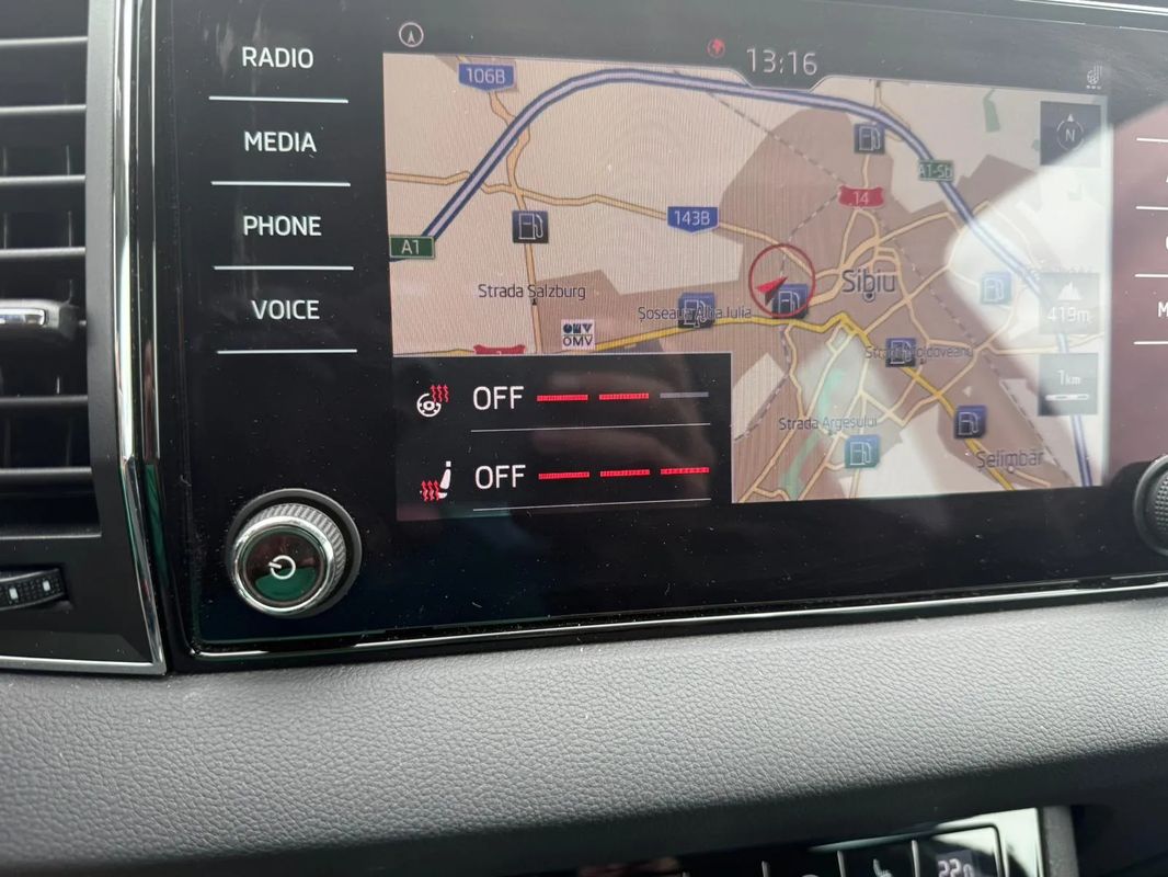 Skoda Karoq 2.0 TDI SCR 4x4 DSG Drive 125 - 11