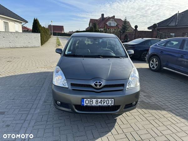 Toyota Corolla Verso 1.8 Gold - 2