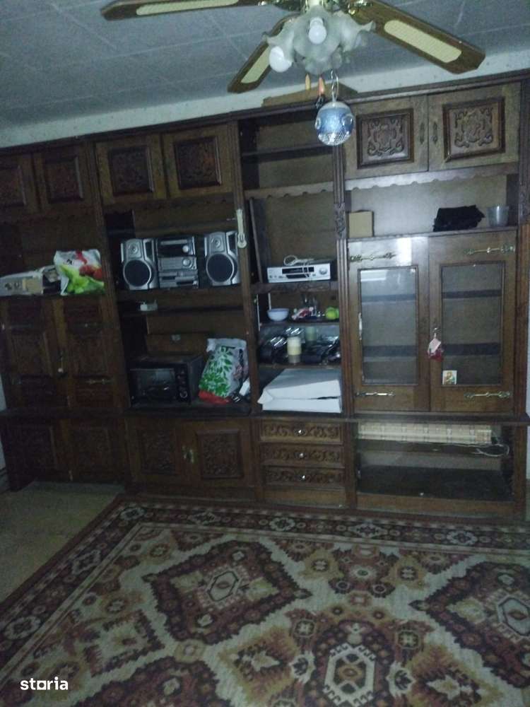 Apartament 3 camere etaj 4 Dr Taberei Parc Moghioros